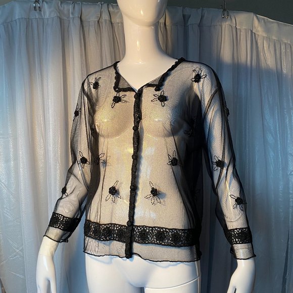 Lovely Vintage Embroidered/Beaded Top (SM) (VGUC) - Picture 11 of 11